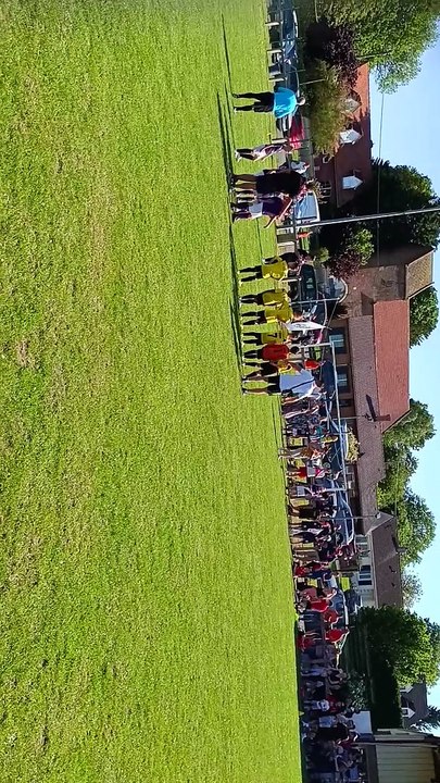Entrée de nos u8 en final du tournoi u8 U9 de lécluse