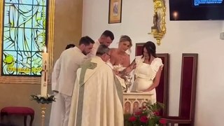 Batizado da filha de Marco Costa e Carolina Pinto