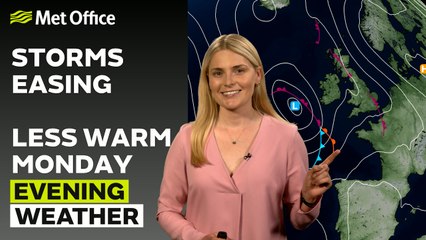 Met Office Evening Weather Forecast 12/05/24 -  Heavy showers track northwards