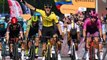 Cycling - Giro d'Italia 2024 - Olav Kooij wins Stage 9 in Napoli after an incredible final, Jhonatan Narvaez crucified by... Tadej Pogacar !