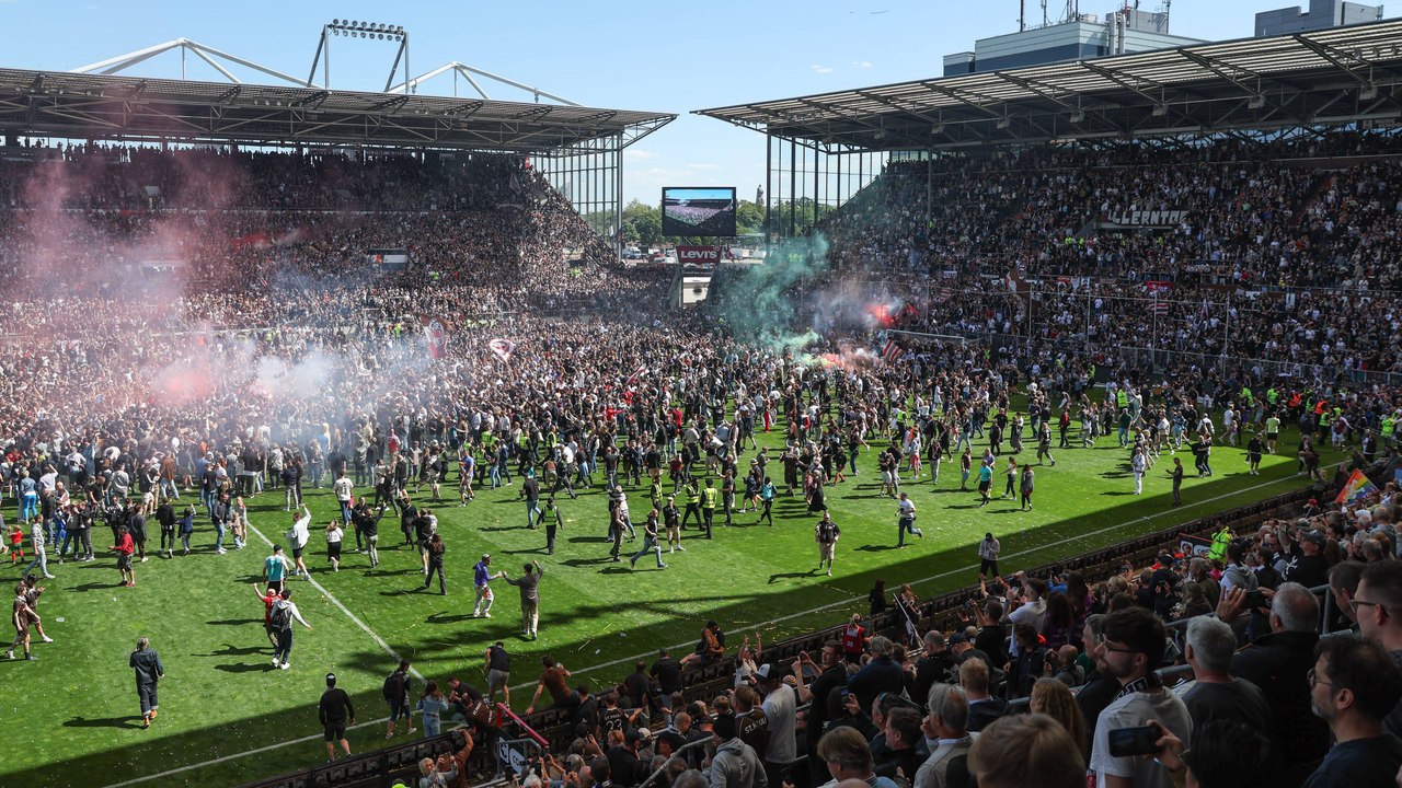 'Genau darauf wird es in der Bundesliga ankommen': St. Pauli feiert Aufstieg
