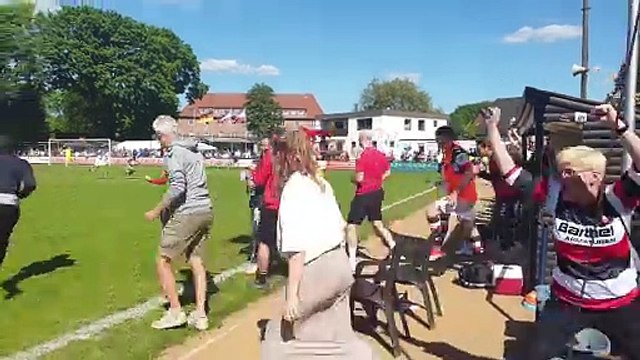 Der Schlusspfiff am Lütten Hall: Altona 93 ist Hamburger Meister!