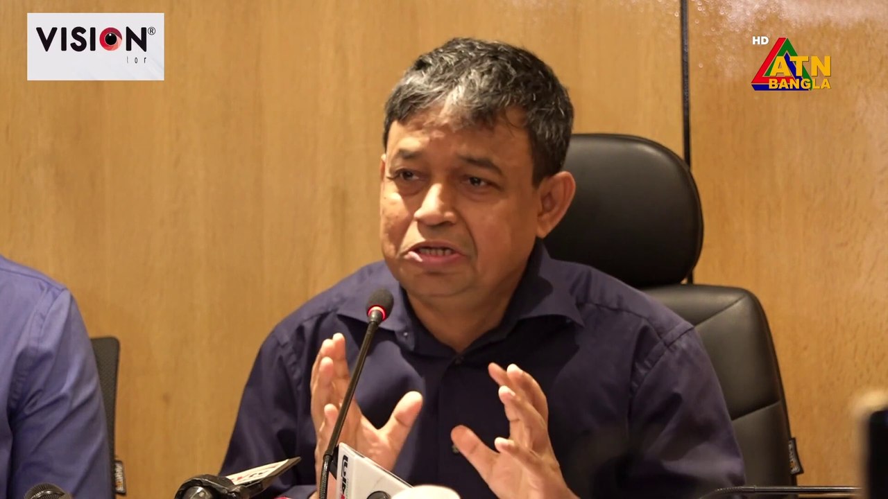 অন্তর্বাসের ভেতরে থাকতো অত্যাধুনিক ডিভাইস, অতঃপর...