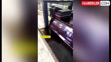 Restoranda suyun fiyatını gören yaşlı adam cinnet geçirdi