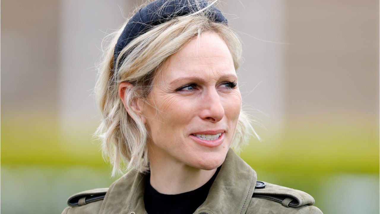 GALA VIDEO - Zara Tindall de sortie en famille : ses trois enfants Mia, Lena et Lucas sont à croquer !