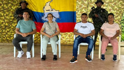 Download Video: Fueron liberados los dos fiscales, civil y un soldado secuestrados por las disidencias de las Farc en Cauca