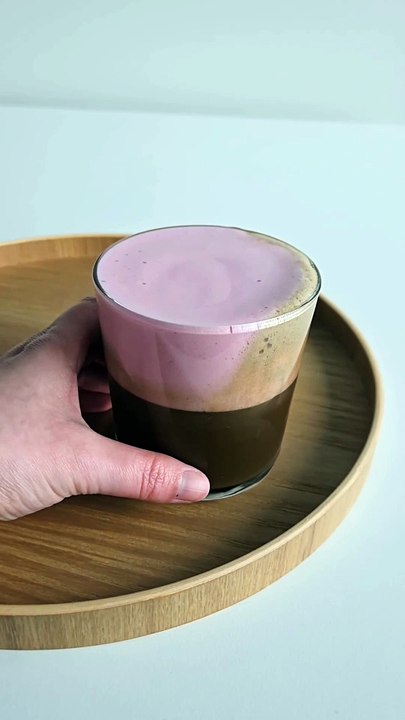 Strawberry Cold Foam Hojicha