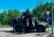 ビデオ：FPVドローンがベルゴロド地方でロシアの装甲車VPK-Uralを破壊