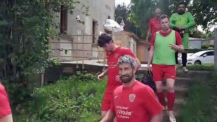 LES JOUEURS DE L'AS DU PIC À LA SORTIE DES VESTIAIRES DIMANCHE 12 MAI 2024
