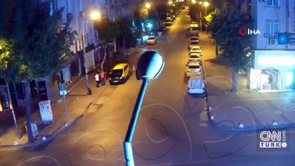 Çaldıkları taksiyle müşteri aldılar