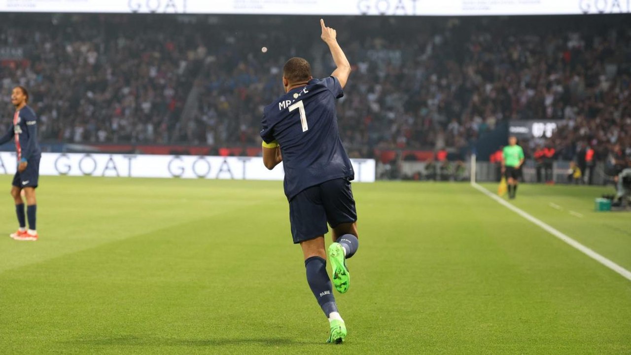 Une soirée mouvementée pour Kylian Mbappé au Parc des Princes!