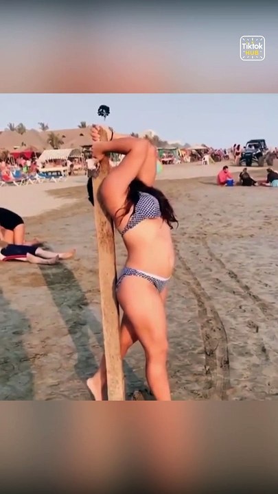 Women stunt fail funny video | women funny video | women funny stunts #funnyvideo #womenfunnyvideo #newcomedyvideo  #videohindi #comedynewvideo  #comedyvideo  #funnyvideo #tiktok #tiktokvideo #funnyanimals #animals #animalmemes #memes #meme #funnytiktokme