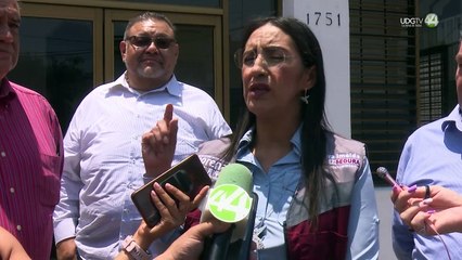 Le “robaron” dos anuncios espectaculares a la candidata Laura Imelda Pérez, en Tlaquepaque