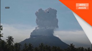 Gunung berapi Ibu meletus di Indonesia