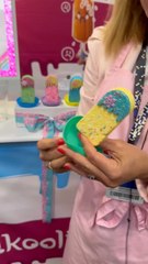 Le Koolice : l’accessoire indispensable quand tu manges une glace (Note : Cette vidéo enregistrée à la Foire de Paris ne fait l’objet d’aucune contrepartie)