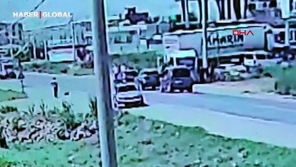 Kamyonetle 5 yaşındaki Emin'e çarpıp kaçtı: O anlar kamerada