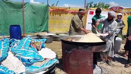 İDDEF, Afganistan’daki Sel Felaketinin Yaralarını Sarıyor