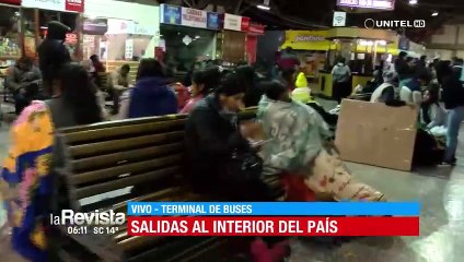 Suspenden salidas de la Terminal de Cochabamba debido a protesta de choferes asalariados