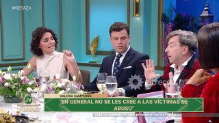 Fuerte cruce de Jey Mammón y Valeria Sampedro en la mesa de Juana Viale