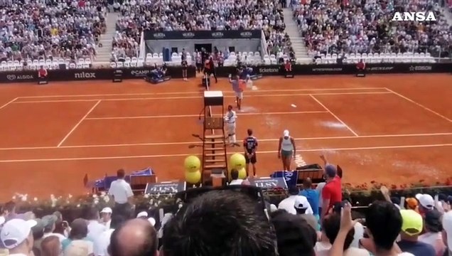 Blitz di Ultima Generazione agli Internazionali di tennis a Roma