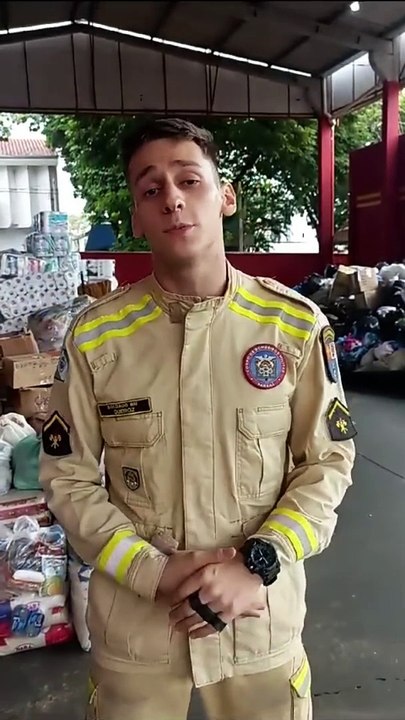 Bombeiros de Umuarama convocam voluntários para ajudar na separação de doações