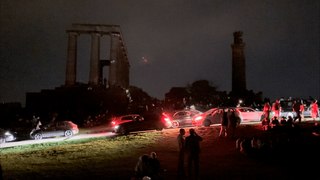 Hundreds visit Calton Hill in hope of seeing Northern Lights
