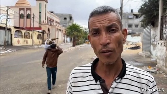 Fuga da Rafah, strade deserte: anche gli sfollati smantellano le tende