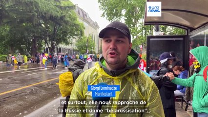 Jeunesse géorgienne dénonce la loi sur l'influence étrangère, la qualifiant de 'loi russe' 🇬🇪