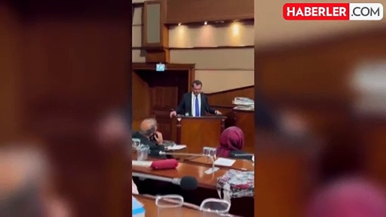 CHP'ye geçen belediyelerdeki borçlara AK Partili isimden ilginç savunma: Borç kamunun kamçısıdır