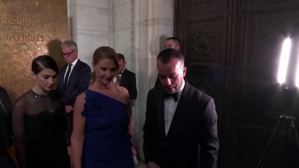 빌 게이츠 전처 멀린다, 이혼 3년 만에 재단 공동의장직 사임 / YTN