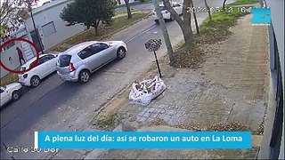 A plena luz del día: así se robaron un auto en La Loma