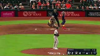 ¡Sencillo remolcador de José Altuve!