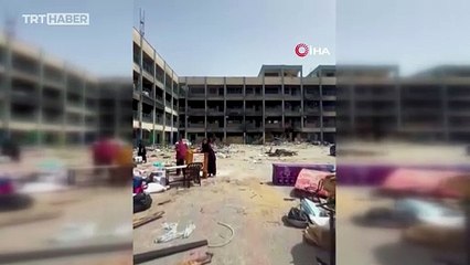 İsrail bombardımanından kaçan Filistinliler ağır hasarlı BM okuluna sığınıyor