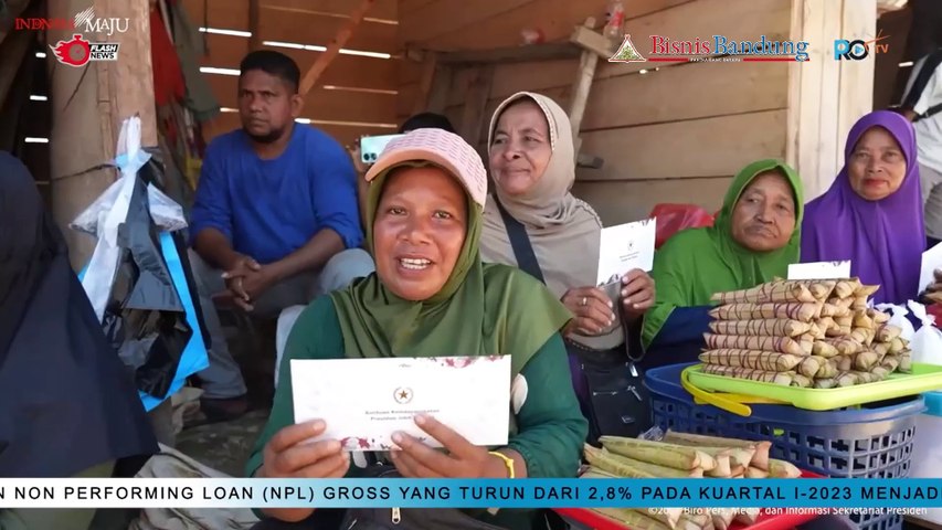 Kunjungi Pasar Laino Raha, Presiden Jokowi Disambut Lautan Masyarakat Muna