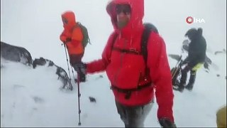 Geri döndüler! Rus dağcılar fena yakalandı