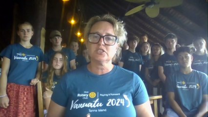 Air Vanuatu collapse leaves teenage volunteers stranded