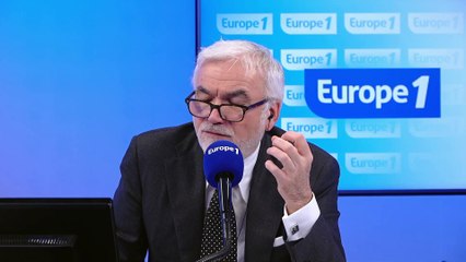 Un fourgon pénitentiaire attaqué dans l'Eure, au moins deux agents tués