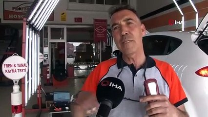 Konya'da ekspertize getirilen aracın airbag bölümünde sünger çıktı