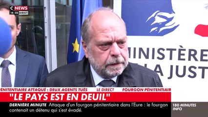 Revoir la prise de parole du ministre de la Justice Eric Dupond-Moretti, ému, après l’attaque d’un fourgon pénitentiaire dans l’Eure : "Notre pays est en deuil" - Regardez
