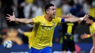  Cristiano Ronaldo orchestrates celebration with the crowd after Al-Nassr's latest victory ⚽️