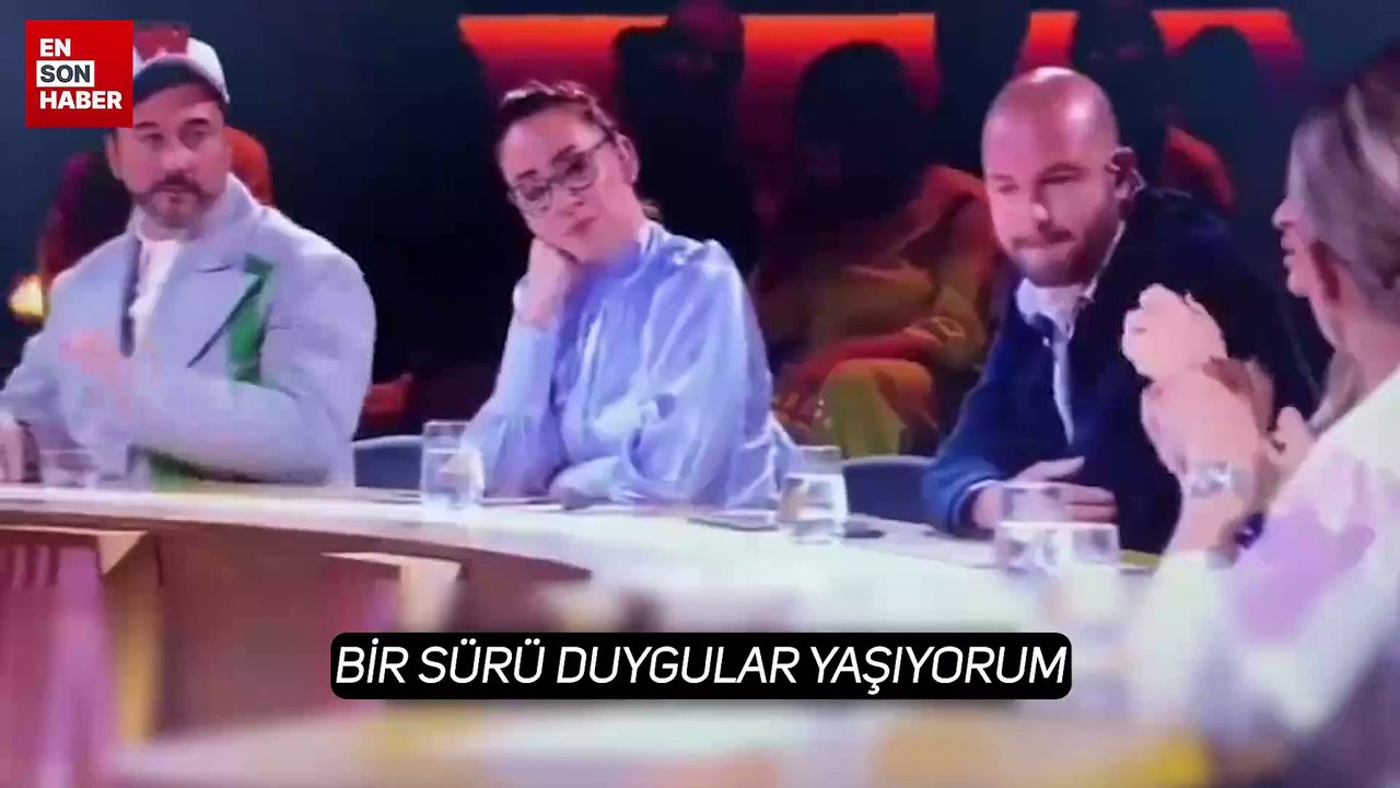 Hadise, eski görüntülerini izlerken göz gözyaşlarını tutamadı