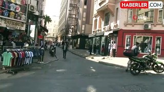 Feci kaza kamerada: Fatih'te kadın kamyonetin altında metrelerce sürüklendi