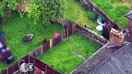 Suspect jumps fences in dressing gown to try and flee police