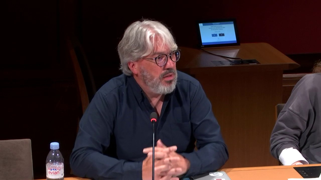 "Certains médias sont des machines à blanchir" de la désinformation, dénoncent les vérificateurs