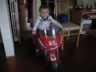 Au lendemain de mon Anniversaire , je fais de ma moto !