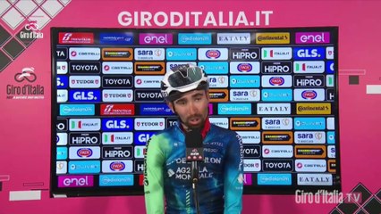 Cyclisme - Giro d'Italia 2024 - Valentin Paret-Peintre : "Je regardais Romain Bardet quand j'étais jeune... et aujourd'hui je le bats ! "