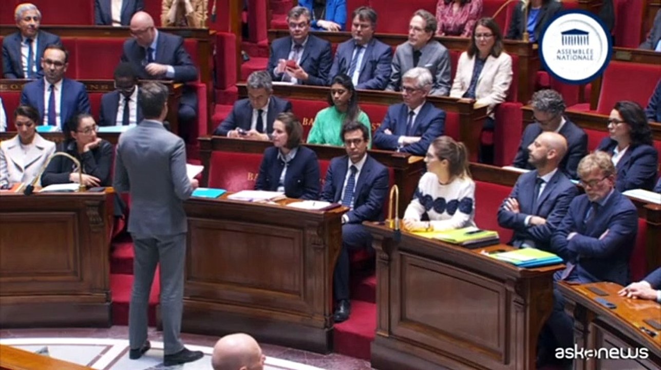 Francia, assalto a furgone polizia penitenziaria: due agenti uccisi