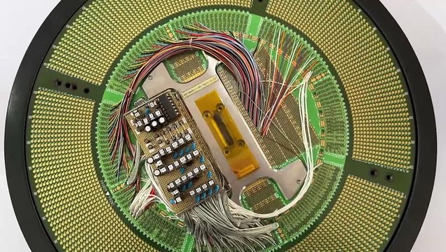 EUA aumentam tarifas sobre produtos chineses