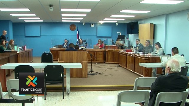 tn7-tribunal-redujo-condena-a-tres-adolescentes-por-caso-marco-calzada-140524