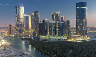 أبوظبي تطلق سياسة "السماء المظلمة"